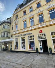 Aussenansicht der Hirsch-Apotheke