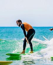 Twins Surf School image 8