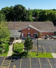 Daniels Family Funeral Home & Crematory image 5