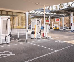 Shell Recharge Charging Station Bild 1