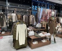 GUESS immagine 6