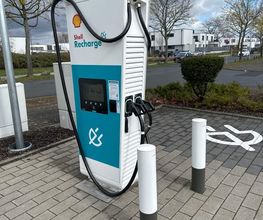 Shell Recharge Charging Station Bild 1