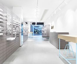 VIU - Optiker & Brillengeschäft Bild 1
