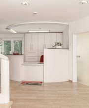 Zahnarztpraxis Dr. Nicola Theus Bild 1