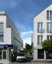 Aussenansicht der Hahnen-Apotheke