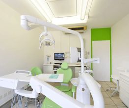 Studio dentistico dr. med. Airoldi Giulio Bild 7