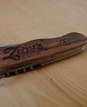 Geschenkartikel Holz Engadin