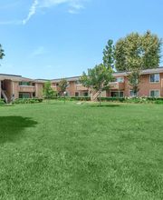 Briarwood Apartments image 2