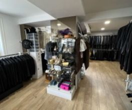 Boutique Saint-Frusquin | Uniquement vêtements de Cérémonie Bild 6