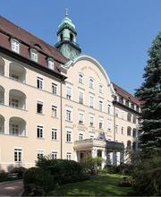 Außenansicht von St. Joseph Krankenhaus