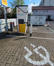 Shell Recharge Charging Station Bild 1