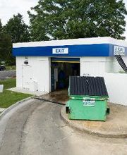 Get a car wash at the Splash In located at 7274 Mechanicsville Tpke, Mechanicsville, VA! Don’t forget to grab some food inside!