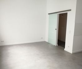 Fugenloser Boden in Microzement