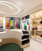 Lacoste Valence image 6