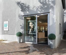 COIFFURE RF ROBERT FORCELLA Bild 9