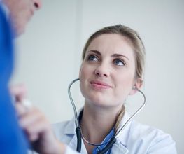Arbeitsmedizinische Untersuchung | Arbeitsmedizinische Dienste TÜV Rheinland