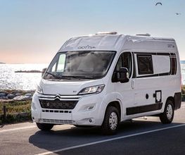 Alquiler-autocaravanas-Galicia-Gaivota-van-60b-giottivant.jpg