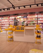 caissier-pharmacie-sun-store-vesenaz