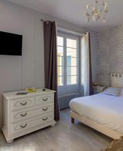 Hôtel Roche De Vic image 9