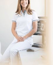 Zahnarztpraxis Bellevue AG Bild 2