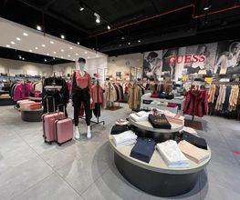 GUESS imagen 2