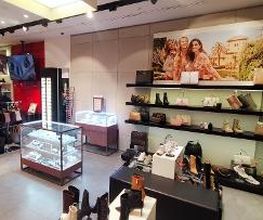 GUESS imagen 4