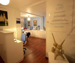 clinicas-dr_-fandino-recepcion-02.jpg
