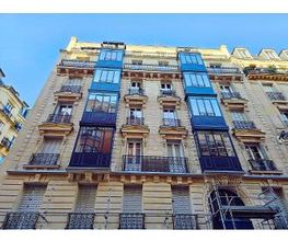 Lorillard Façades image 3