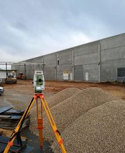 Cabinet Souesme image 8