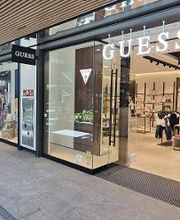 GUESS imagen 1