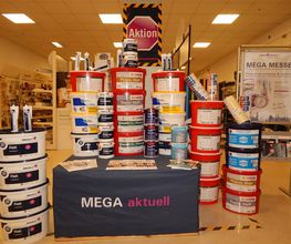 Standortbild Innenraum Lager MEGA eG Hameln, Großhandel für Maler, Bodenleger und Stuckateure