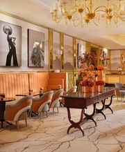 Il Salotto lobby lounge