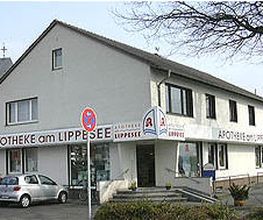 Aussenansicht der Apotheke am Lippesee