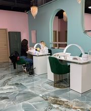 Her Him Institut de Beauté Bild 1