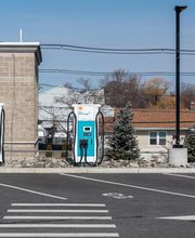 Shell Recharge Charging Station image 3
