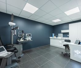 Opticien BERNAY-MENNEVAL Optical Center image 6