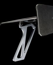 Statt Heckspoiler lackieren , lieber Echt-Carbon oder Carbonfolie.