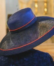 Les Chapeaux de Bea image 1