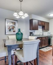 Stone Ridge Apartments image 7