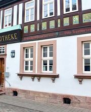 Aussenansicht der Barbarossa-Apotheke