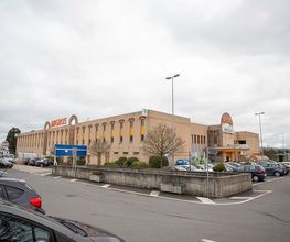 batiment-de-la-pharmacie-sun-store-montagny