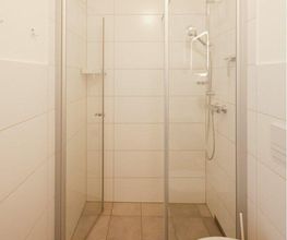 HAUS IM SCHILF Bild 14