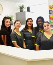 Zahnarztpraxis Med.dent. Daniel Mugescu Bild 1