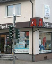 Aussenansicht der Einhorn-Apotheke