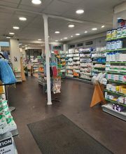 Pharmacie de GUERLESQUIN image 3