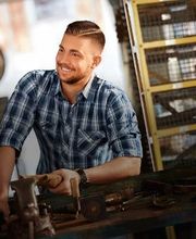 Fantastic Sams Cut & Color image 4