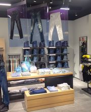 Calvin Klein Jeans immagine 4