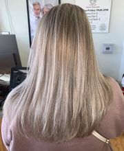 Fantastic Sams Cut & Color image 12