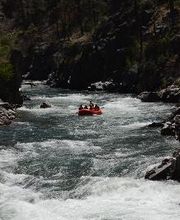 Cascade Raft & Kayak image 4