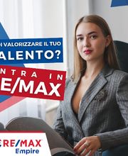 RE/MAX Class 21 immagine 2